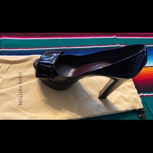 Louis Vuitton sexy, elegant, and beautiful pumps.